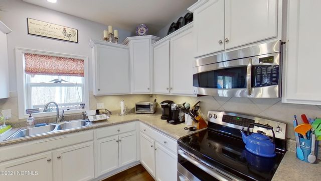 128 Katrina Street, Sneads Ferry, NC 28460