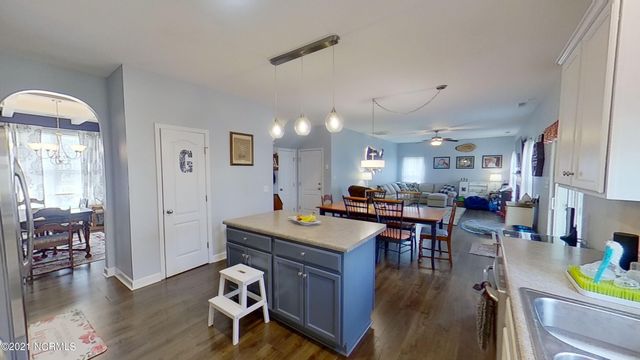 128 Katrina Street, Sneads Ferry, NC 28460