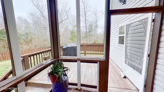 128 Katrina Street, Sneads Ferry, NC 28460