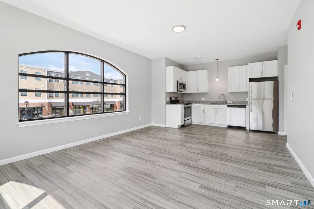 10 Steele Boulevard 201, Berlin, CT 06037