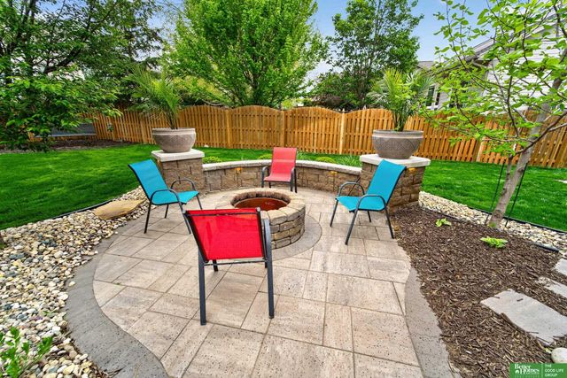 5420 S 164th Street, Omaha, NE 68135
