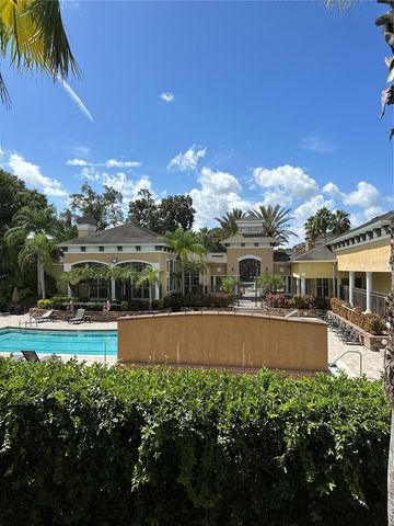 10011 COURTNEY PALMS BOULEVARD 201, Tampa, FL 33619