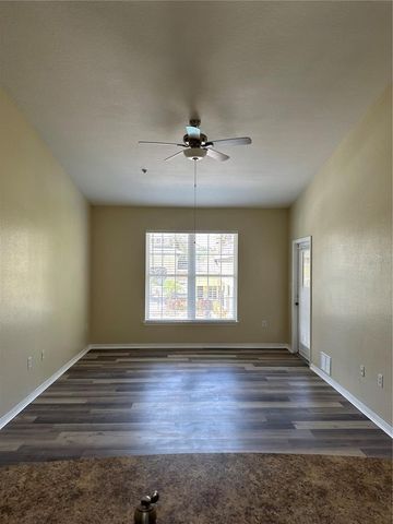 10011 COURTNEY PALMS BOULEVARD 201, Tampa, FL 33619