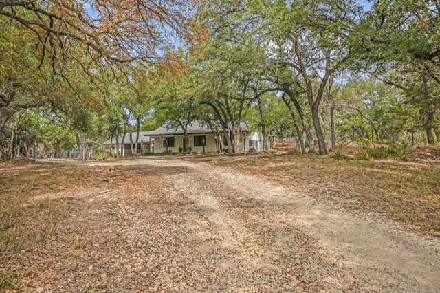 5 Sumac CT, Wimberley, TX 78676