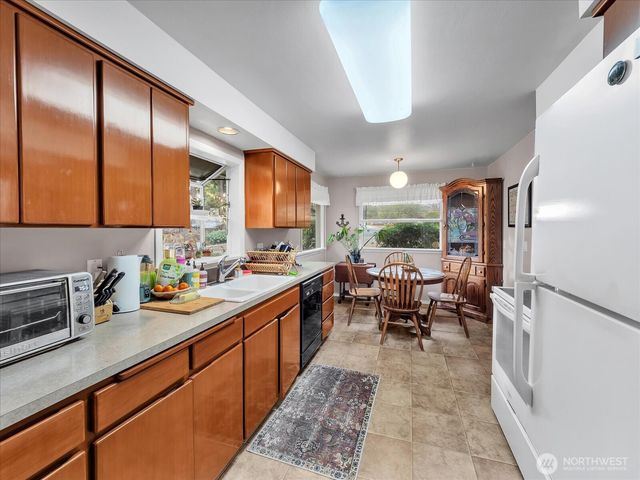 7723 Cascade Drive, Everett, WA 98203