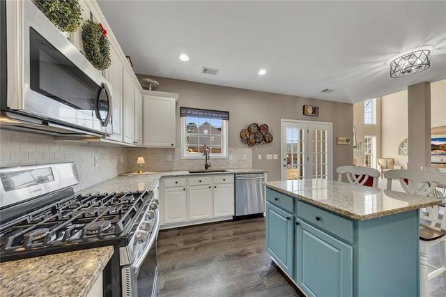 605 Garnet Court, Canton, GA 30114