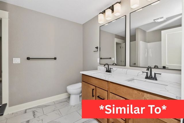 614 NE Doe Pointe Drive, Ankeny, IA 50021