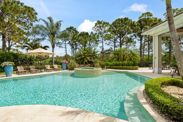10135 SE Sandpine Lane, Hobe Sound, FL 33455