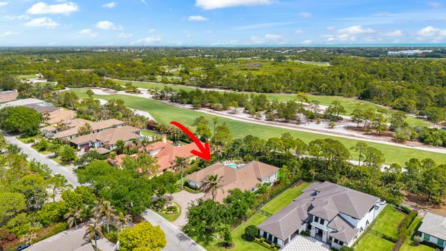 10135 SE Sandpine Lane, Hobe Sound, FL 33455