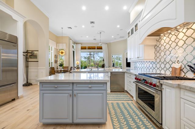 10135 SE Sandpine Lane, Hobe Sound, FL 33455