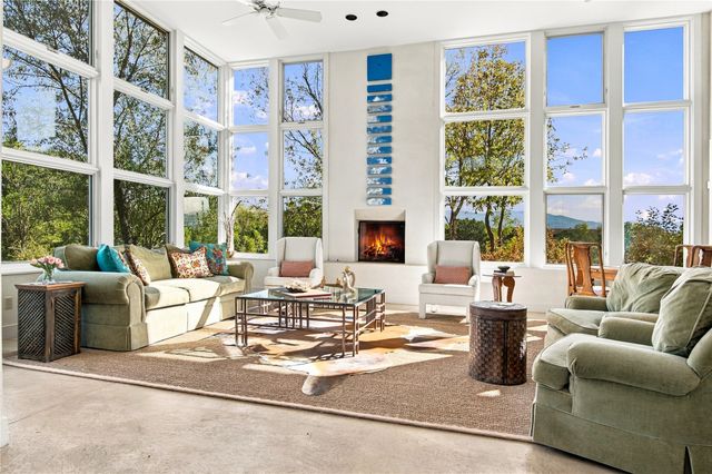 26 Aloe Circle, Santa Fe, NM 87506
