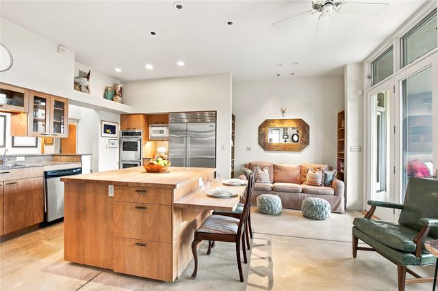 26 Aloe Circle, Santa Fe, NM 87506