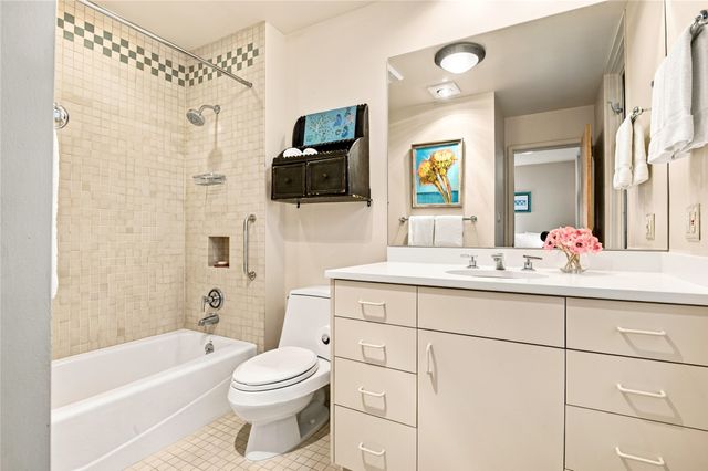 26 Aloe Circle, Santa Fe, NM 87506
