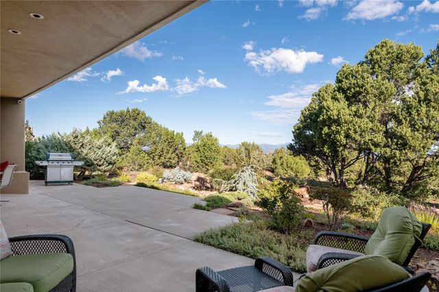 26 Aloe Circle, Santa Fe, NM 87506