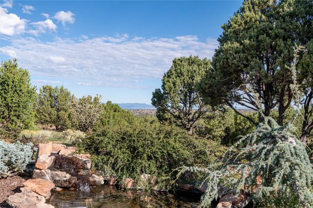 26 Aloe Circle, Santa Fe, NM 87506