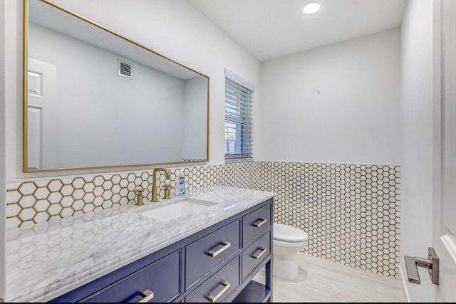 11433 Shady Lane, North Palm Beach, FL 33408