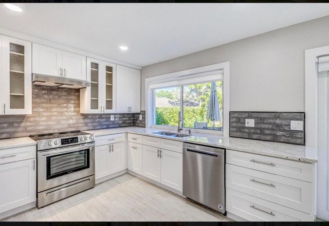 11433 Shady Lane, North Palm Beach, FL 33408