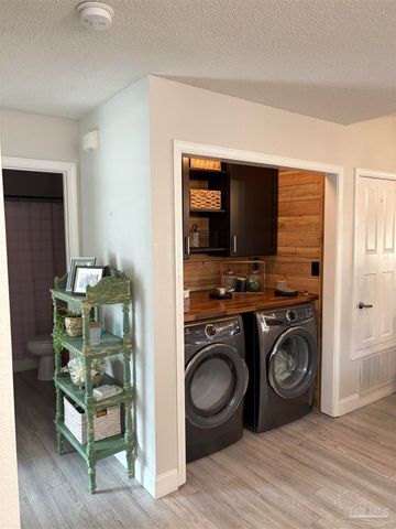 2324 Shoal Creek Dr, Pensacola, FL 32514