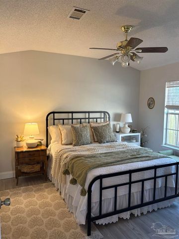 2324 Shoal Creek Dr, Pensacola, FL 32514