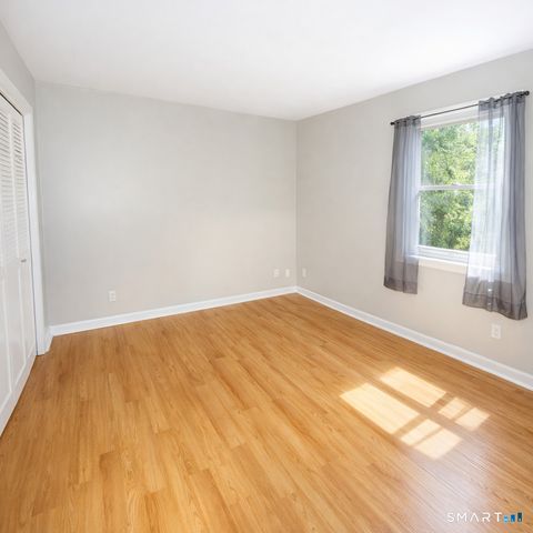 77 Scenic View Drive 17, Deep River, CT 06417