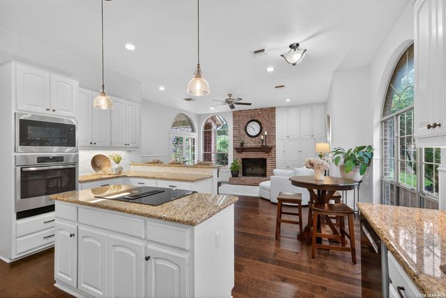 26 Inwood Manor, San Antonio, TX 78248