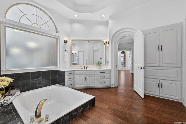 26 Inwood Manor, San Antonio, TX 78248