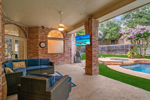 26 Inwood Manor, San Antonio, TX 78248
