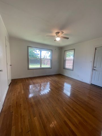 3819 Roseland Avenue, Dallas, TX 75204