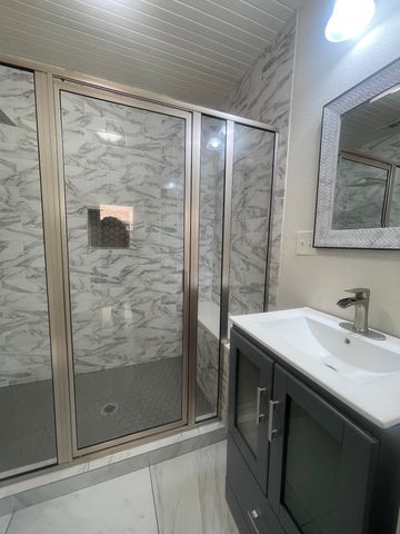 3819 Roseland Avenue, Dallas, TX 75204