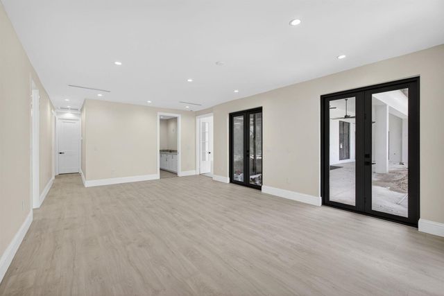 8771 Man O War Road, Palm Beach Gardens, FL 33418