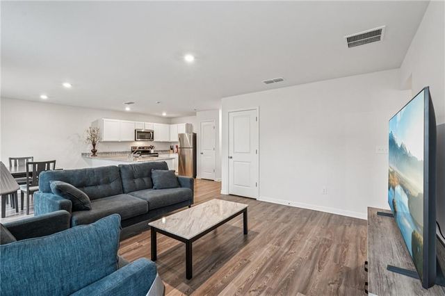 529 Pemberton Street, Kingston, GA 30145