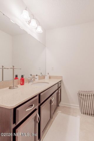 162 NELSON Lane, St. Johns, FL 32259