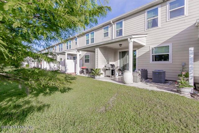 162 NELSON Lane, St. Johns, FL 32259