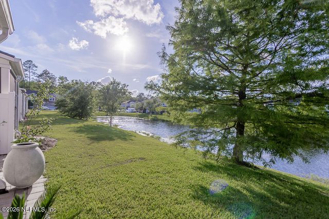 162 NELSON Lane, St. Johns, FL 32259