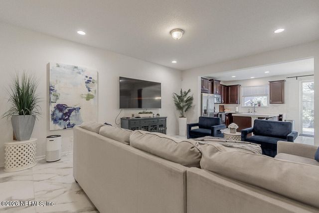 162 NELSON Lane, St. Johns, FL 32259