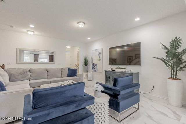 162 NELSON Lane, St. Johns, FL 32259
