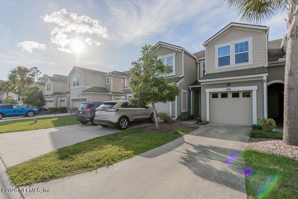 162 NELSON Lane, St. Johns, FL 32259