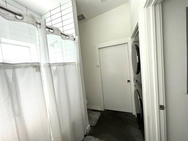 1159 Perry RD A, Austin, TX 78721