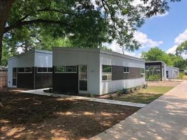 1159 Perry RD A, Austin, TX 78721