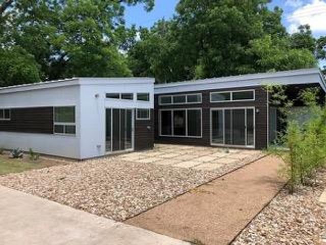 1159 Perry RD A, Austin, TX 78721