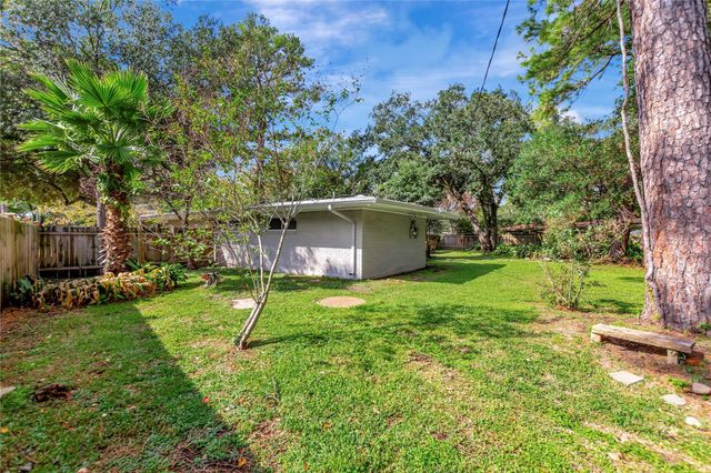 1726 Peer Drive, Houston, TX 77043