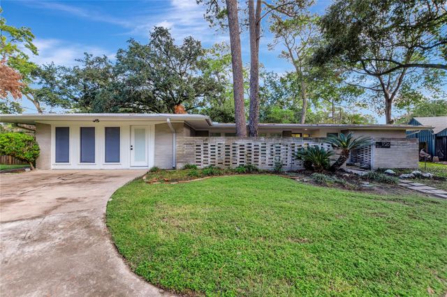 1726 Peer Drive, Houston, TX 77043