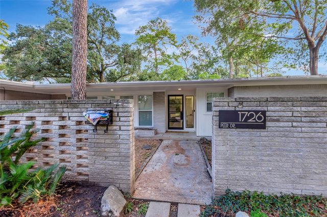 1726 Peer Drive, Houston, TX 77043