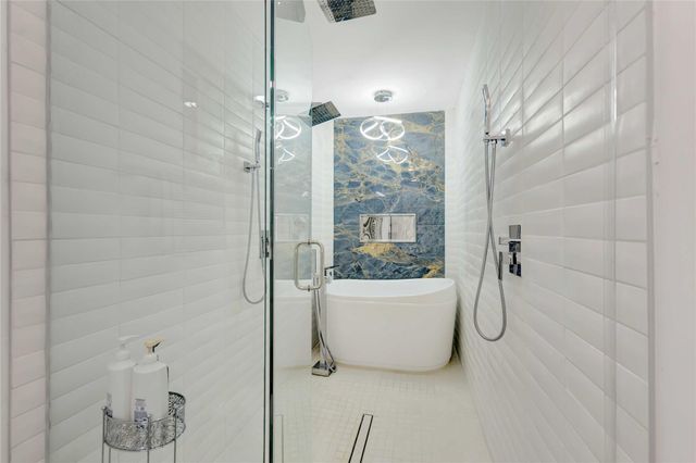 1726 Peer Drive, Houston, TX 77043