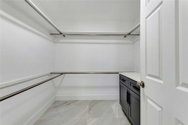 1726 Peer Drive, Houston, TX 77043