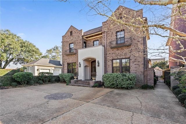 3953 Wimbledon Park, Mobile, AL 36608