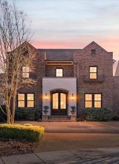 3953 Wimbledon Park, Mobile, AL 36608