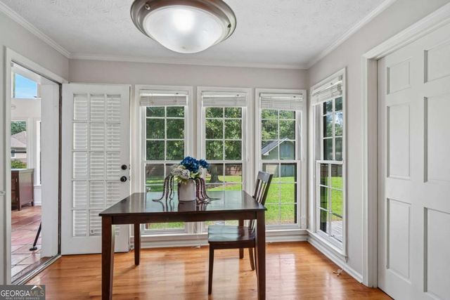 2588 Hickory Cove SW, Lilburn, GA 30047
