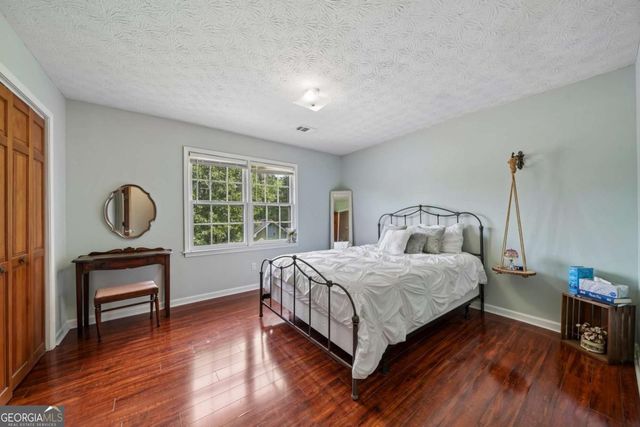 2588 Hickory Cove SW, Lilburn, GA 30047