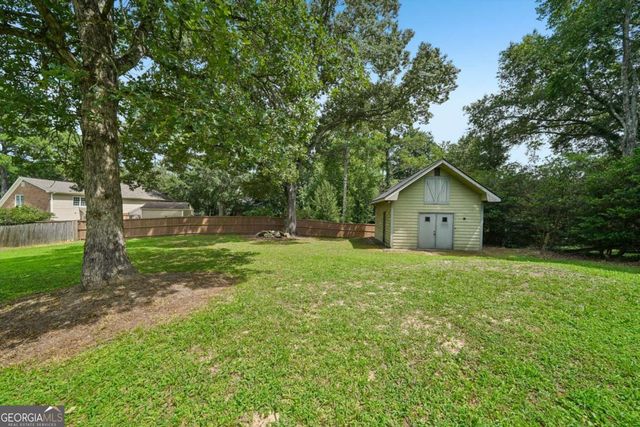 2588 Hickory Cove SW, Lilburn, GA 30047